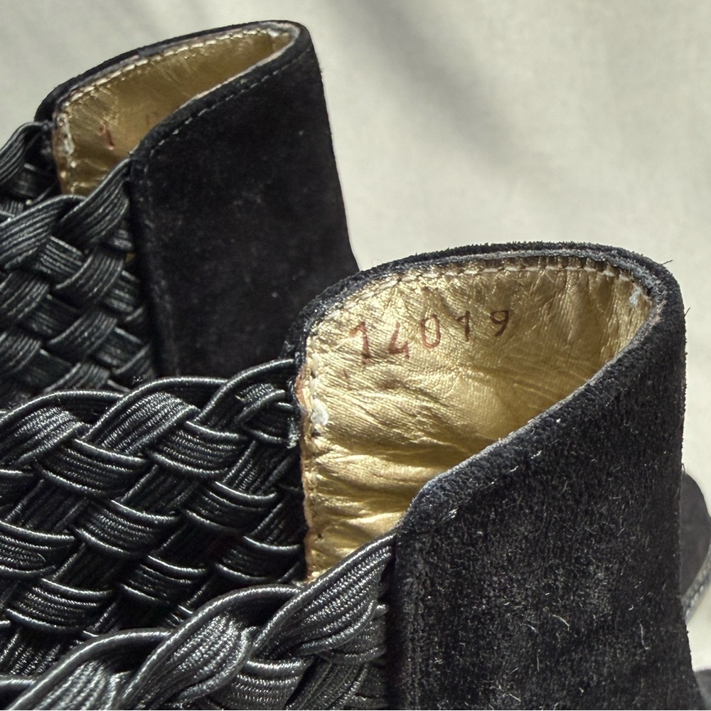 Vintage Bottega Veneta Suede Intrecciato Black Booties 6.5 Slip On Chelsea Boots - Picture 4 of 16